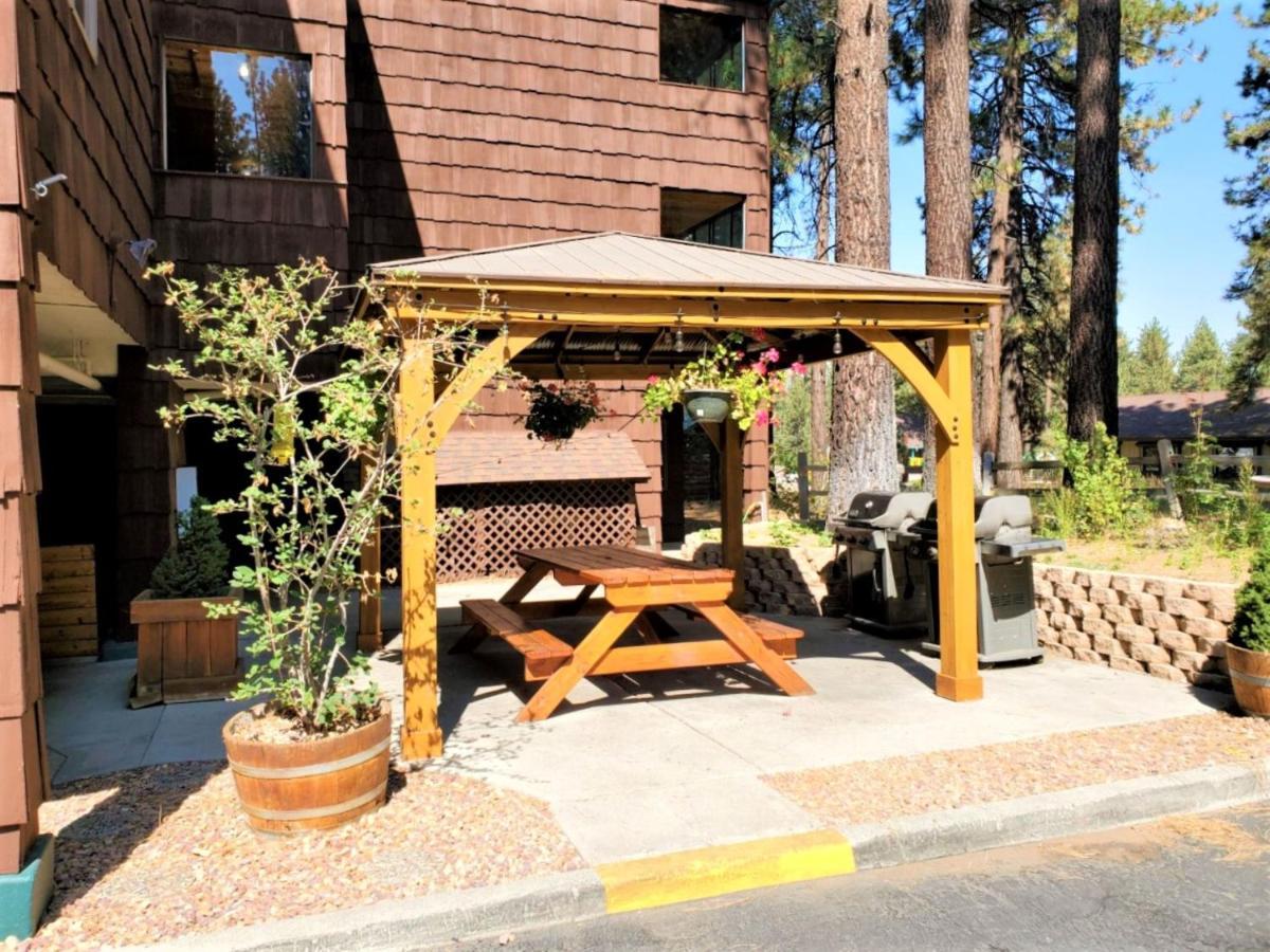 Getaways At Snow Lake Lodge Биг Беър Лейк Екстериор снимка
