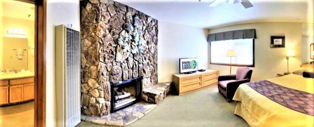 Getaways At Snow Lake Lodge Биг Беър Лейк Екстериор снимка